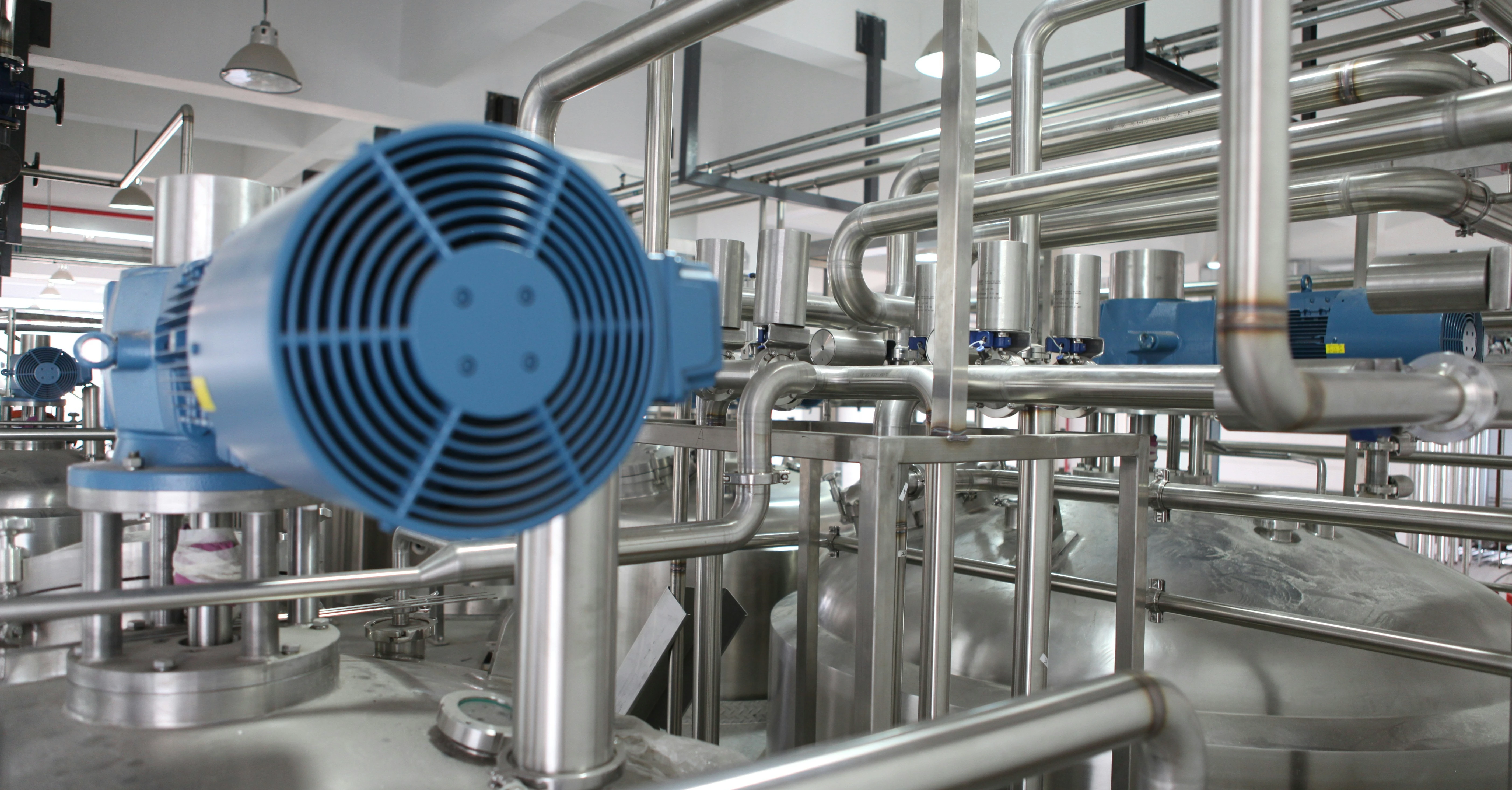 Deumidificatori Industriali: la guida CM Clima per capannoni e magazzini senza umidità