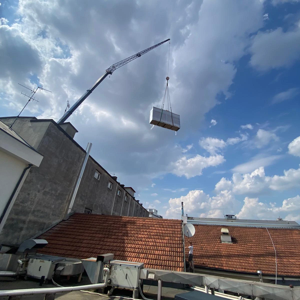 Condizionamento capannoni: installazioni complesse - Cm Clima