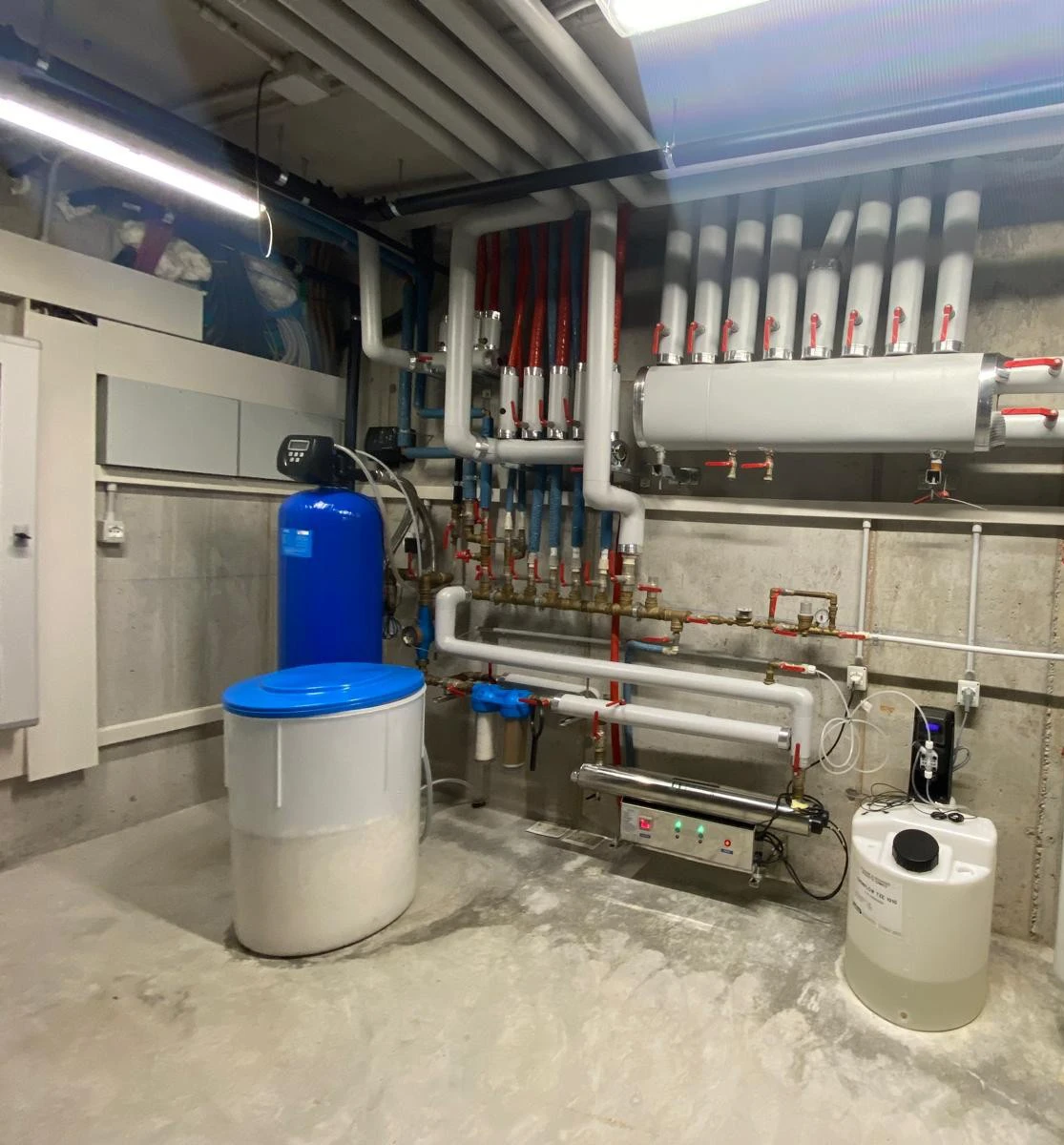 Impianti idraulici civili - Gestione della pressione e trattamento acque - CM Clima